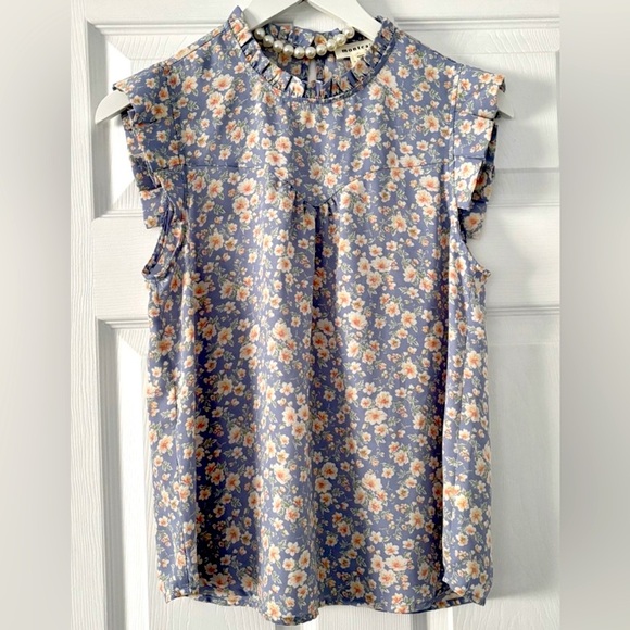 Monteau Tops - EUC• Monteau•SIZE MED•Purple/blue•Flower pattern•Sleeveless•Ruffle neck•Blouse